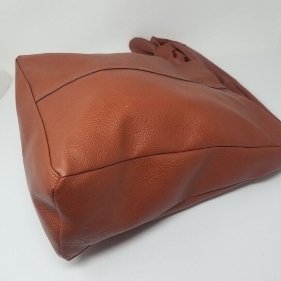 Brown Soft Faux Leather Shoulder Hobo Like Bag - Picture 13 of 13